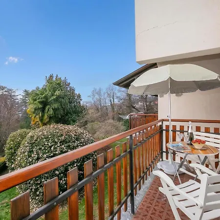 La Verbanina 2 - Maggiore Views Duplex For 4 - Happy 希法