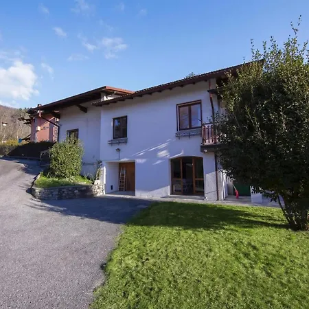 La Verbanina 2 - Maggiore Views Duplex For 4 - Happy * 希法